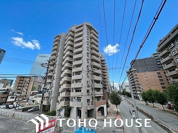 流行に左右されず、将来にわたって価値が継続する「上質」な佇まい。（空の加工を生成AIで行っています）