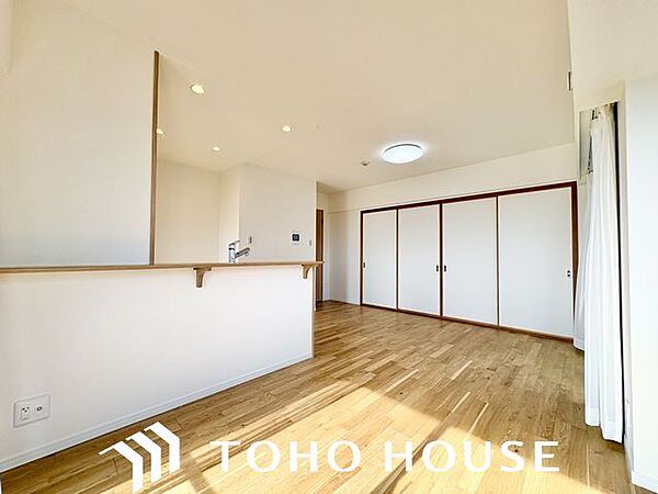 飾り過ぎないシンプルな内装と偏り過ぎないデザインで統一しております。居住していく中であなただけの「マイホーム」に創り上げて下さい。