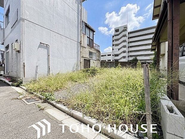 住まいは明日へのエネルギーを養うオアシスだとすれば、元気のでる存在でなければなりません。（空の加工を生成AIで行っています。）