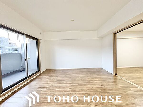 会話が弾むリビング、料理が愉しくなるキッチン。家は、ただ生活する場ではなく、暮らしを愉しく、快適に。