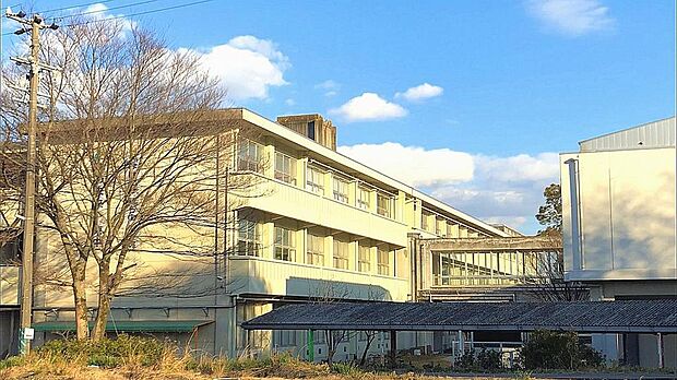 東浦町立東浦中学校 1146ｍ