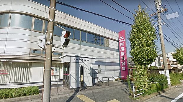 西尾信用金庫半田支店まで609ｍ