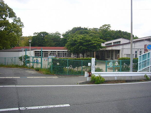 武豊町立富貴保育園371m