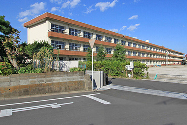 岩沼南小学校　徒歩5分