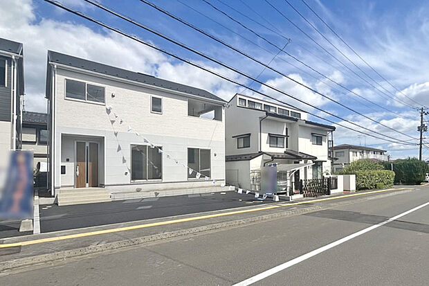 並列駐車最大3台OK♪前面道路も広くて切り返しもラクラク!現地(2026年9月)撮影