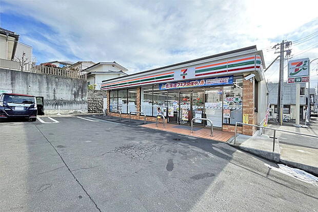 セブンイレブン仙台旭ケ丘2丁目店　徒歩4分