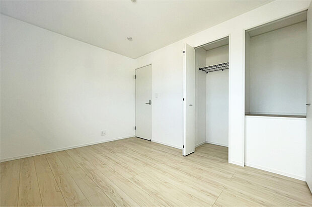 (洋室)お子様部屋にいかがでしょう!