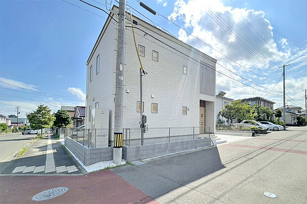 パリス将監西保育園 徒歩4分仙台市立将監中央小学校 徒歩4分現地(2026年8月)撮影