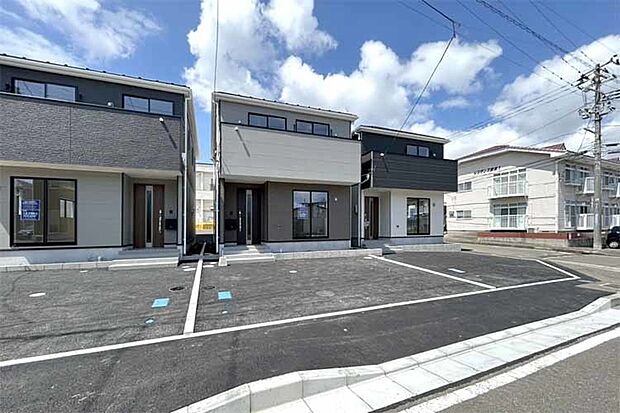 (現地写真)徒歩圏内に生活施設が充実!