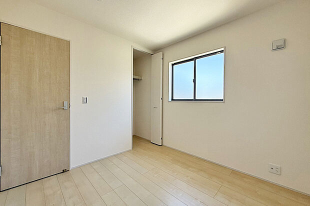 (洋室)お子様のひとり部屋にいかがでしょうか♪