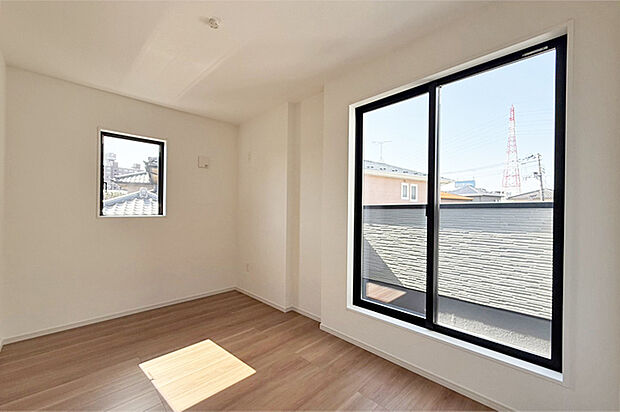 (洋室)大きなお部屋にウォークイン!主寝室にいかがでしょうか?