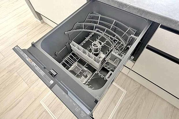 (食器洗浄乾燥機)家事の負担を軽減する食洗機付き!嬉しい時短アイテム♪
