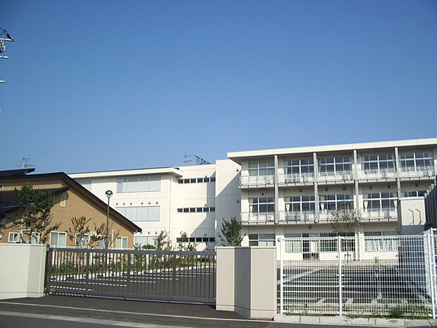 仙台市立岩切小学校 徒歩18分