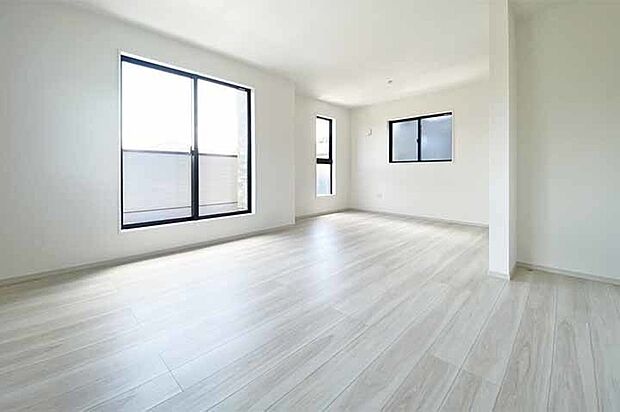 (洋室)13.1帖の広々した洋室!間仕切りで2部屋に変更可能!