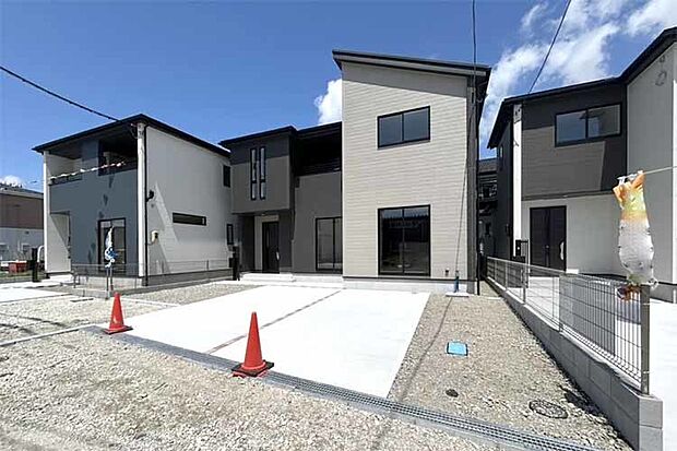 (現地写真)徒歩圏内に多彩な周辺施設!