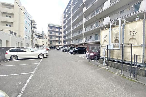 （駐車場）敷地内駐車場完備！2026年8月時点空有♪