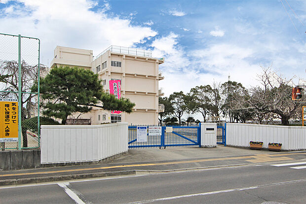 沖野東小学校 徒歩5分