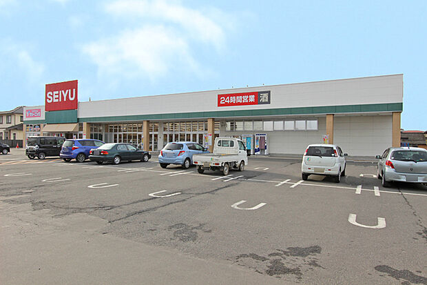 西友吉岡店　徒歩9分