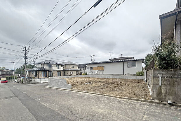 周辺にお買い物施設が充実した住みやすい立地!イオンまで徒歩8分!現地(2026年9月)撮影