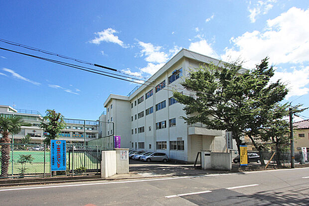 仙台市立南小泉中学校　徒歩9分