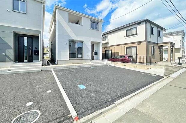 キッチン横から脱衣所へ行ける嬉しい生活動線!現地(2026年9月)撮影