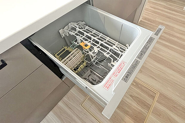 (食器洗浄乾燥機)ビルドイン食洗機だから、場所を取らずにスッキリ!