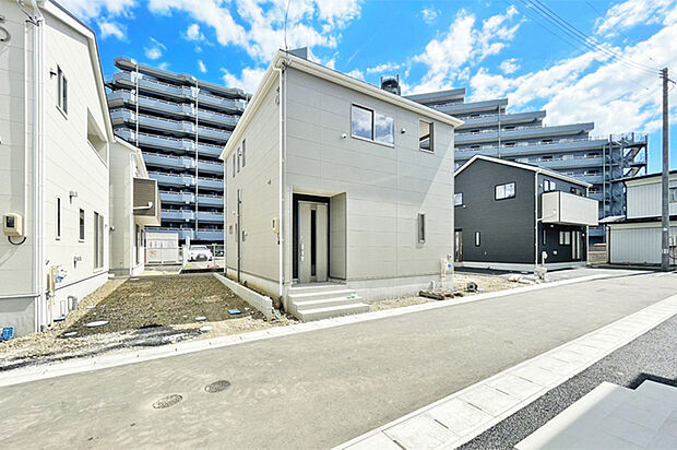 リビング収納・廊下収納・納戸付きでプラスの収納スペースが充実!現地(2026年9月)撮影