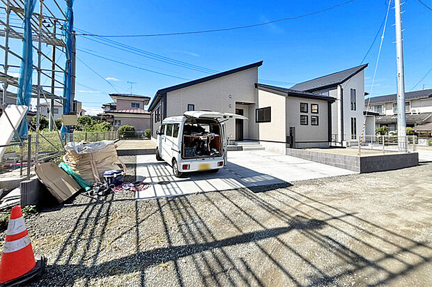 ランドリールームにはホスクリーンを完備!部屋干しも出来て嬉しい造り♪現地(2026年9月)撮影
