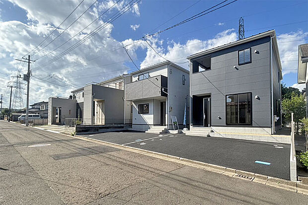 陽当たりの良い南道路!お買い物にも便利なブランチが徒歩圏内♪現地(2026年9月)撮影
