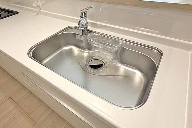 (浄水器付混合水栓)浄水器一体型の水栓でシンク周りスッキリ!