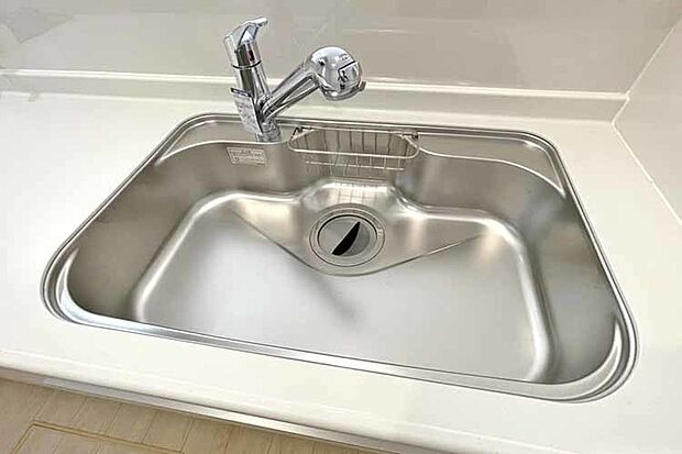 (浄水器付混合水栓)浄水器一体型の水栓でシンク周りスッキリ!