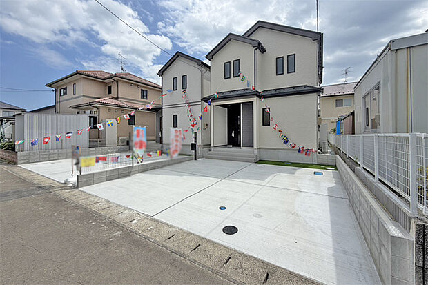 (現地写真)徒歩圏内に多彩な住環境!