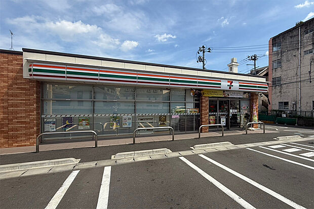 セブンイレブン仙台松岡町店 徒歩4分