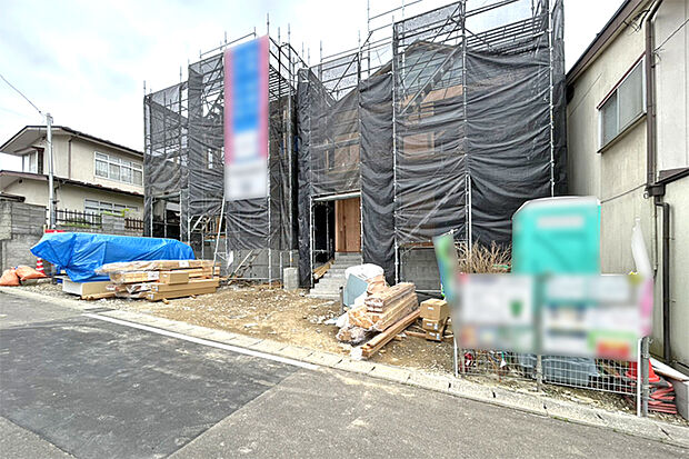 (現地写真)前面道路広く開放的!