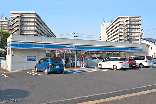 ローソン仙台あすと長町店　徒歩6分