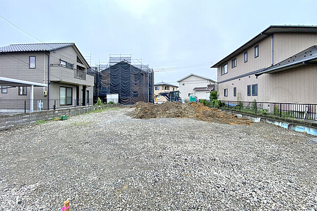 (現地写真)小・中学校まで徒歩7分!周辺環境良好!