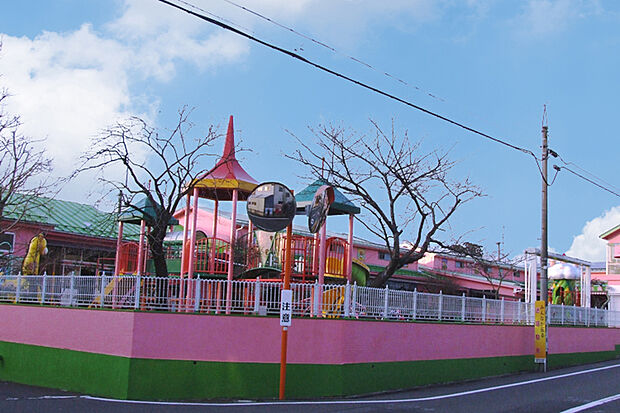 鷹乃杜幼稚園 徒歩10分
