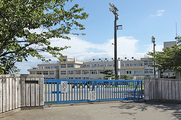 仙台市立東四郎丸小学校 徒歩7分