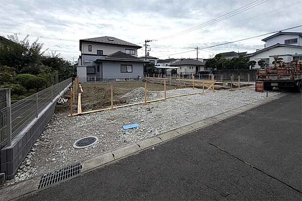 (現地写真)生活施設が充実のエリア!
