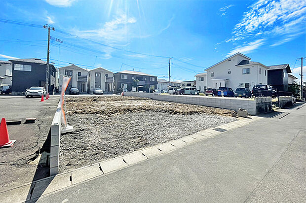 2階の居室はすべて6帖以上!ゆとりある間取り!現地(2026年9月)撮影