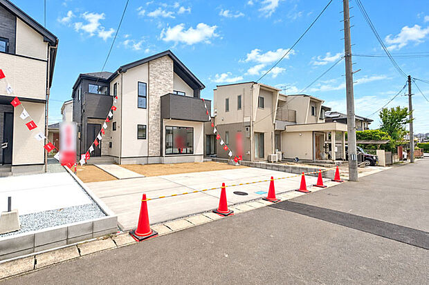 地下鉄南北線「黒松駅」「旭ケ丘駅」徒歩圏内!嬉しい駐車3台OK♪現地(2026年9月)撮影