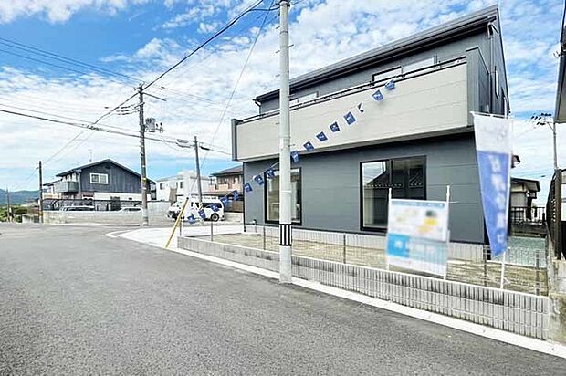 2階には納戸付き!荷物の多いご家庭も安心!現地(2026年9月)撮影