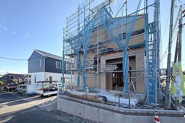 (現地写真)徒歩圏内に生活施設が充実!