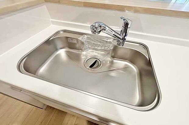 (浄水器付混合水栓)浄水器一体型です!塩素の匂いも軽減でお米もおいしく炊けます!