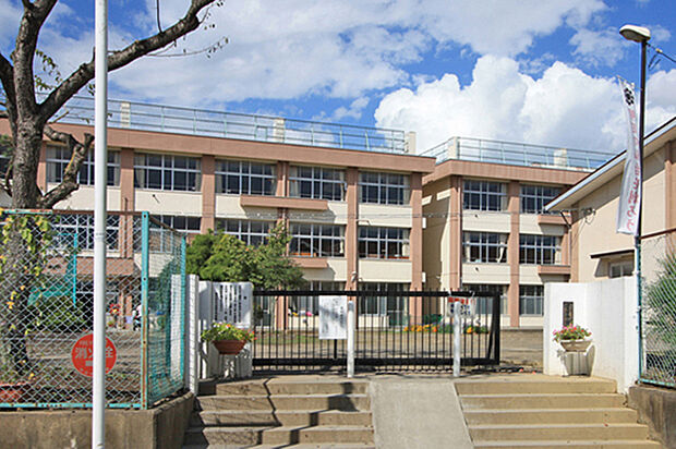 仙台市立山田中学校 徒歩11分