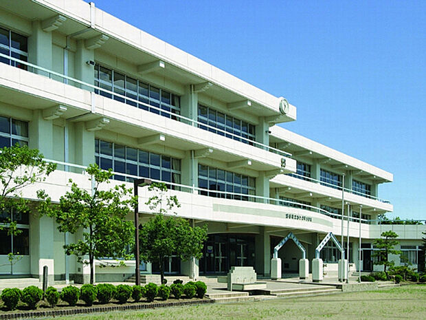 富谷市立あけの平小学校 徒歩9分