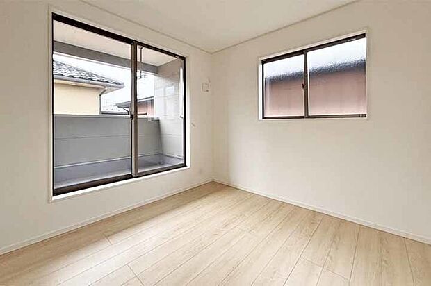 （洋室）もちろん全室収納付き！古いタンスはいりません！