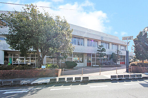 名取市立増田小学校　徒歩20分