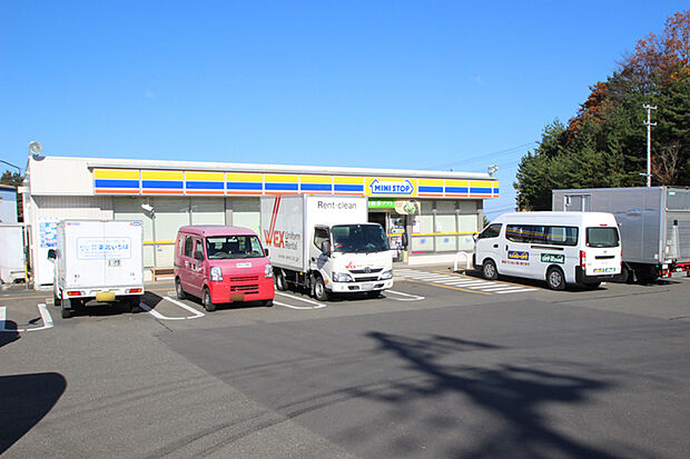 ミニストップ仙台北中山店 車で3分