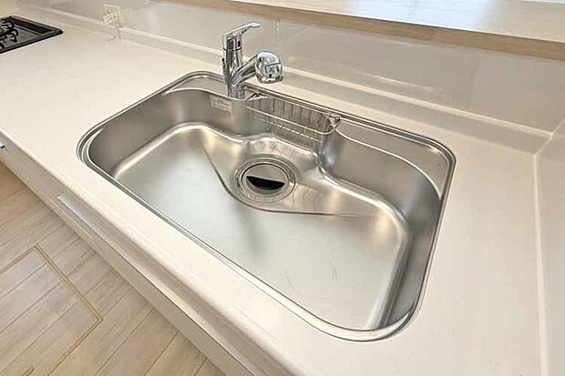 (浄水器付混合水栓)浄水器一体型の水栓でシンク周りスッキリ!